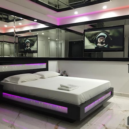 Motel Libidus - ฟอสดูอีกวาซู ภายนอก รูปภาพ